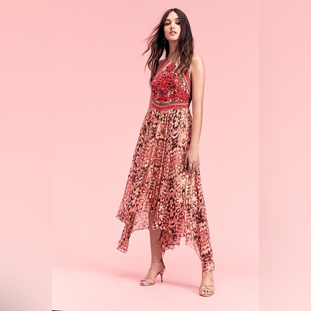 RARE Free People Chiang Mai Maxi